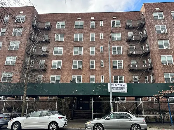 42-40 Bowne St #1E, Queens, NY 11355