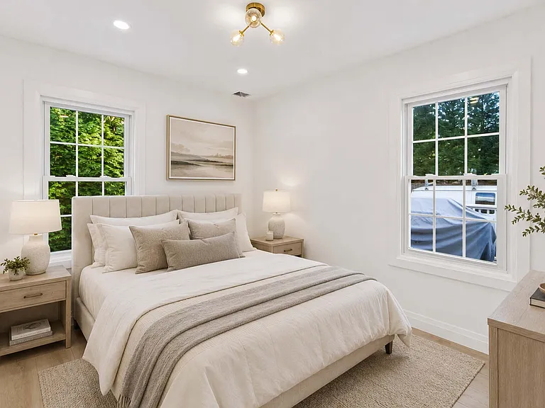 32 Brook St — Photo 11