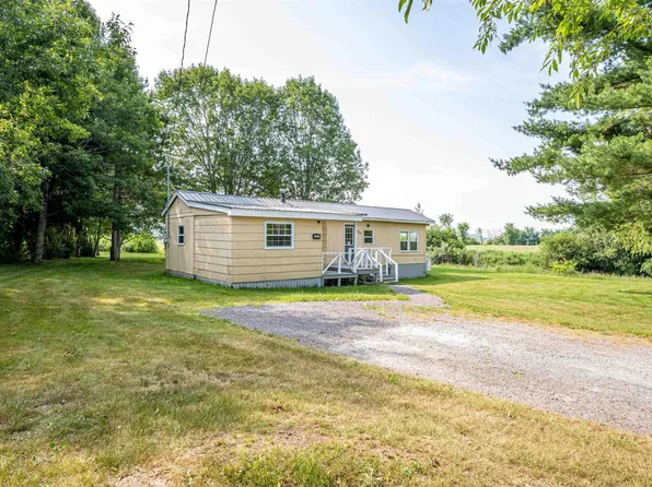 527 Falmouth Dyke Rd, Falmouth, NS B0P 1L0