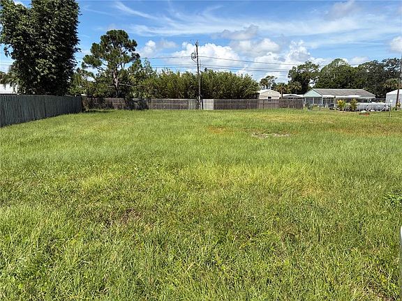 2nd image of 1020 RUTH DRIVE