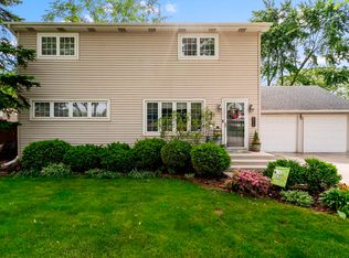 8913 McVicker Ave, Oak Lawn, IL 60453