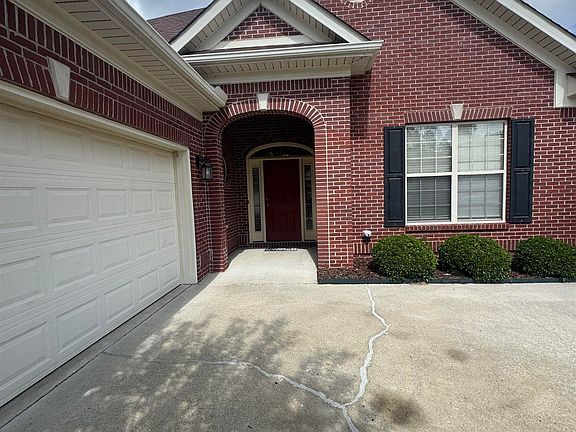 5th image of 16128 Shropshire Dr SE