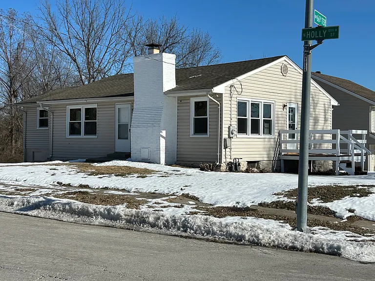 6615 N Holly St — Photo 4