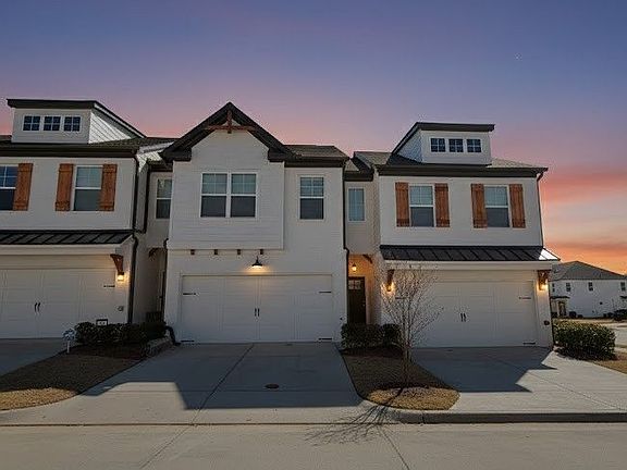 2nd image of 134 Auburn Woods Dr