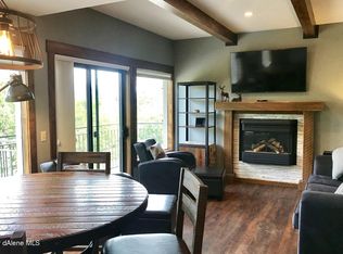 128 Blooming Flower Ct, Sandpoint, ID 83864