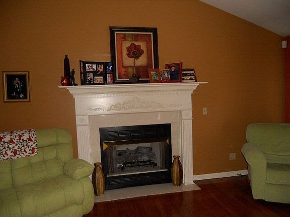 3rd image of 138 Oldham Ln
