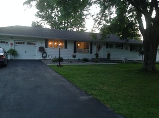 12 Knollwood Rd, New Hartford, NY 13413