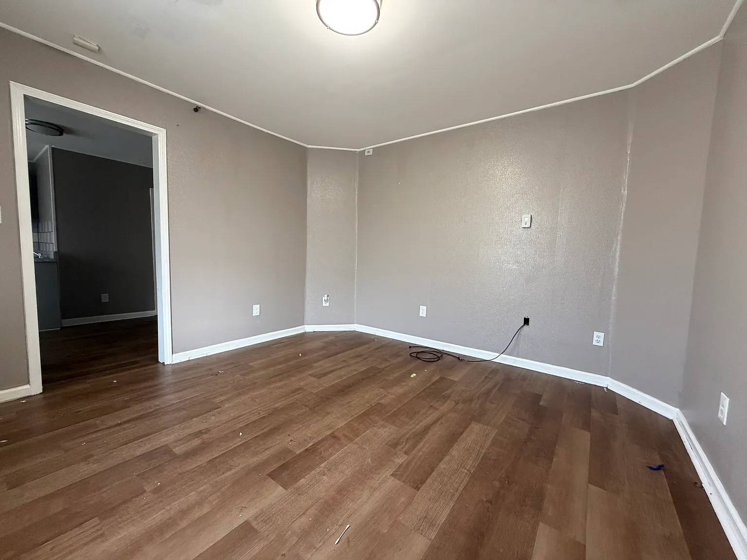 1 bed, 500 sqft, $945 — Photo 4