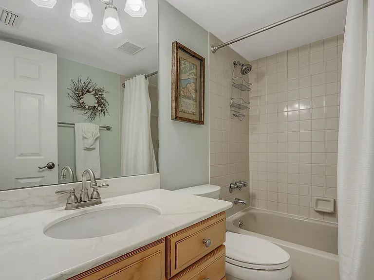 1055 Ocean Dr #403 — Photo 28