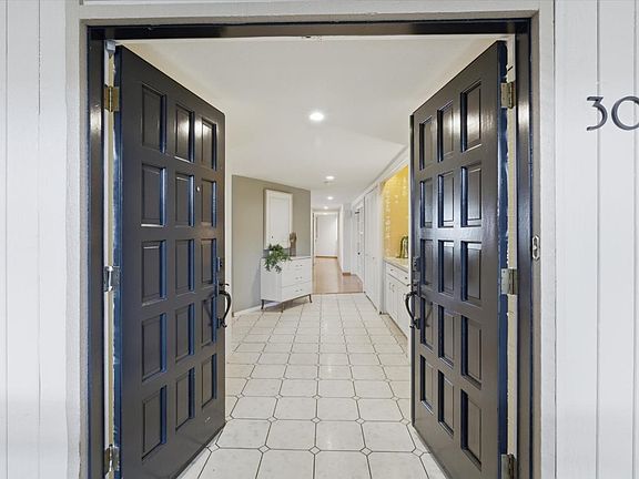 3rd image of 300 Sand Hill Cir APT 301