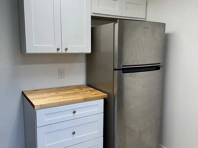 1570 Memorial Drive — Photo 9