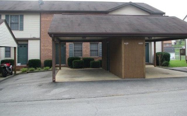 1st image of 823 Crosscreek Dr