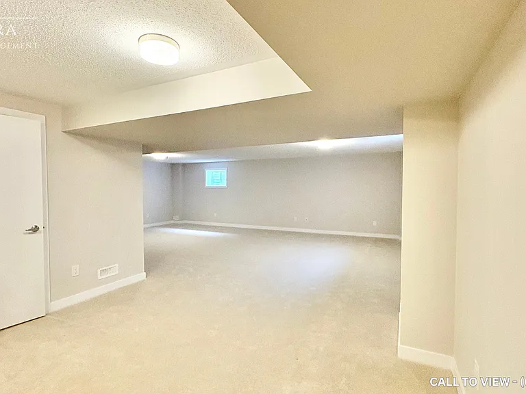 535 Oldenburg Ave — Photo 12