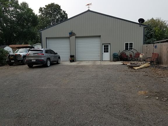 40x60 shed with full bath 