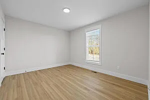 249 Luffman Rd — Photo 19