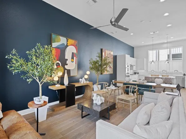 2805 McCurdy St #4, Austin, TX 78723