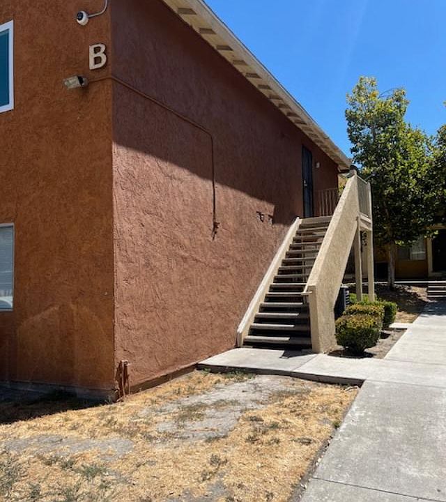 1st image of 1025 N Tippecanoe Ave Unit 203