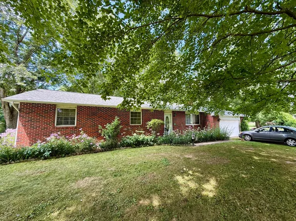 7701 Witherspoon Dr NE, Baltimore, OH 43105