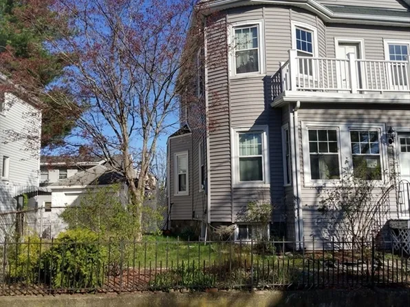 59 Chatham Rd, Everett, MA 02149