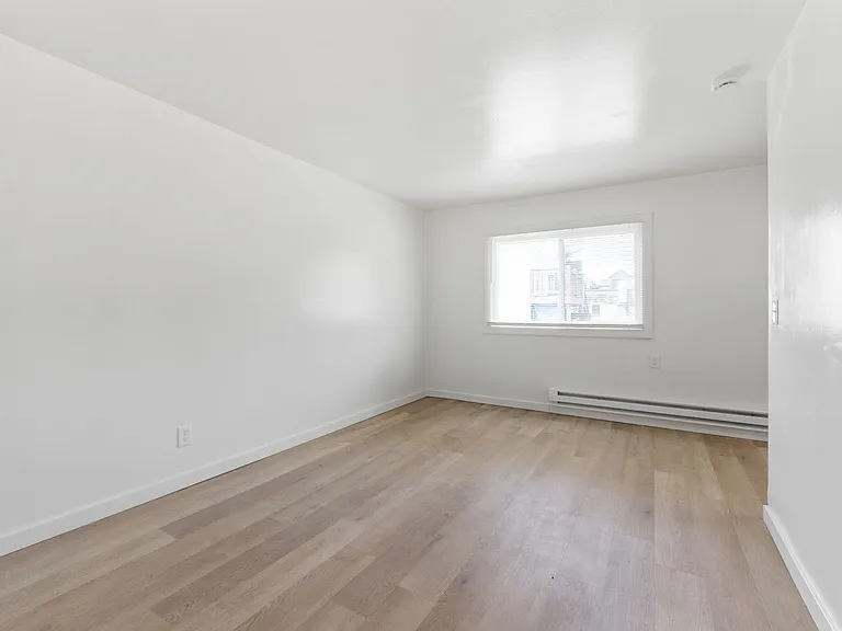 7374 E Main St — Photo 9