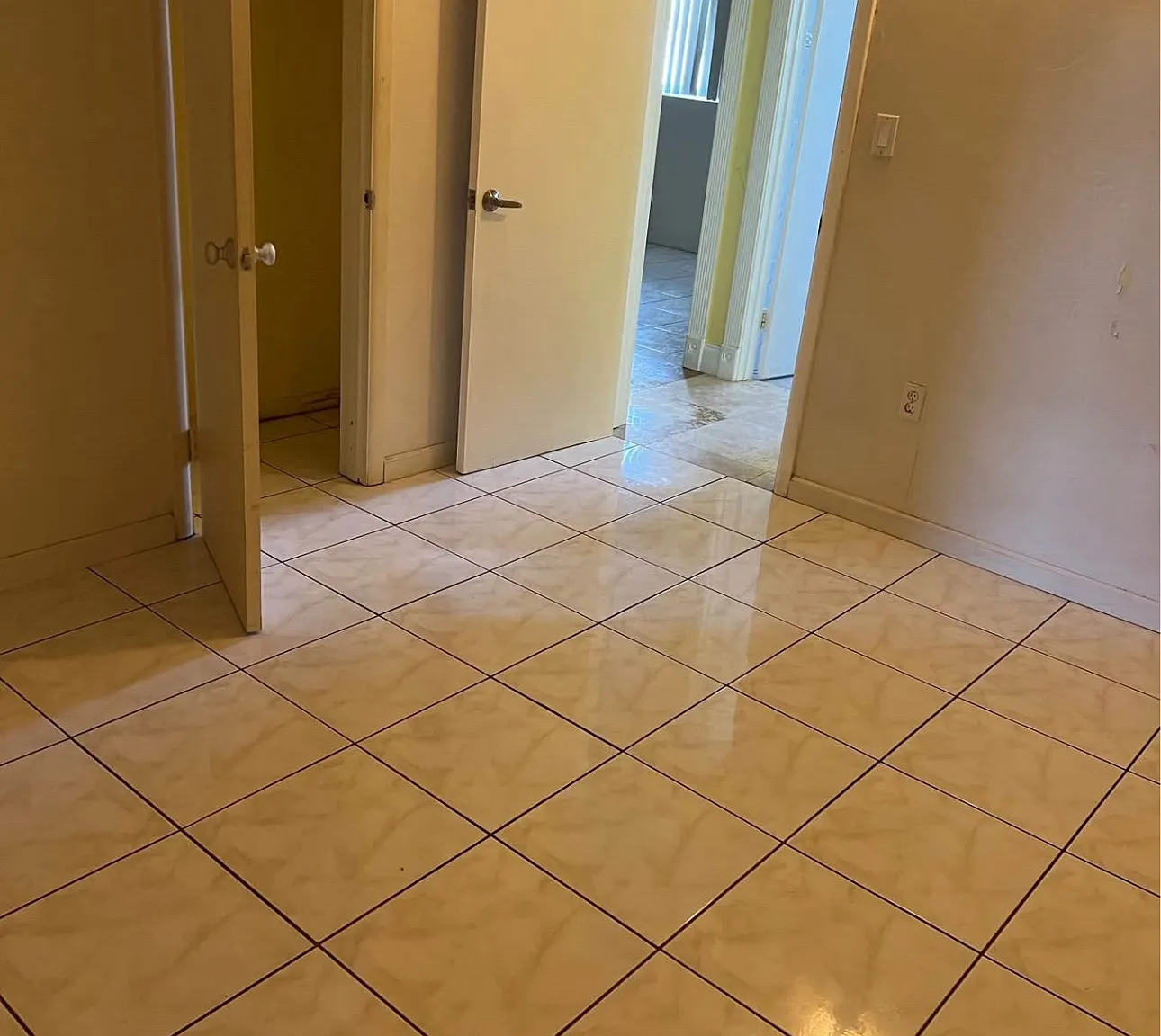 SW 144th Ct, Homestead — Photo 4