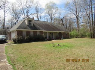 92 Jasmine St, Columbus, MS 39705