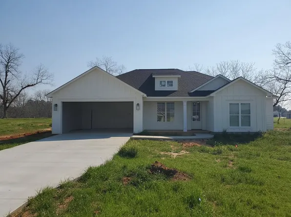 108 Lambeth Ct, Leesburg, GA 31763