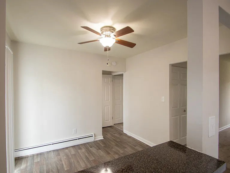 Colonial Ridge — Photo 27