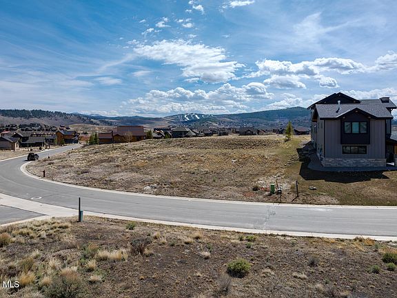 2nd image of 186 Wildhorse Court
