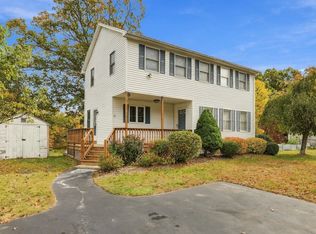 21 Bridle Rd, Billerica, MA 01821