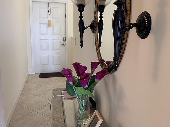 5th image of 7794 Trent Dr #402