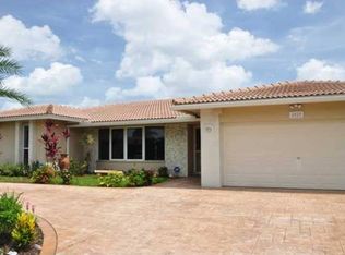 4920 N 36th Ct, Hollywood, FL 33021
