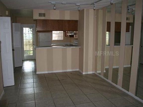 3rd image of 11353 Grandville Dr