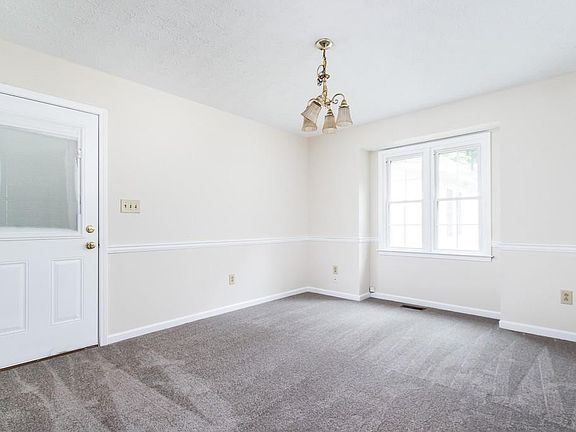 4th image of 3570 Stoney Creek Way