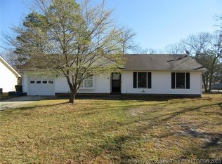 825 Rim Rd, Fayetteville, NC 28314