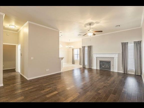 3rd image of 16704 Hardwood Pl