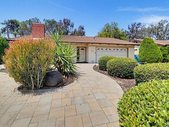 3rd image of 12564 Camino Emparrado