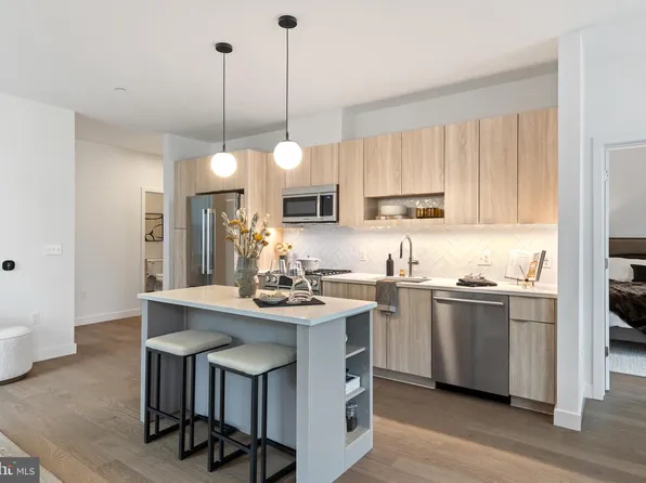 7175 12th St NW #216, Washington, DC 20011