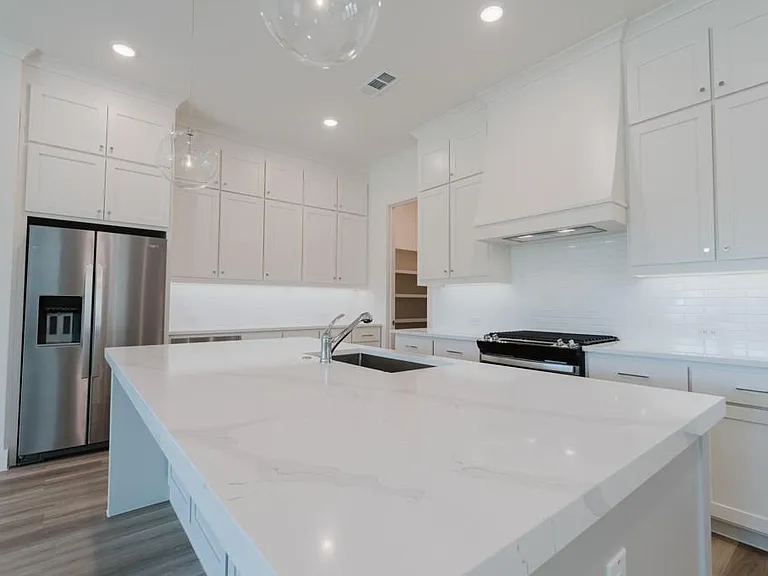 4630 March Ave — Photo 9