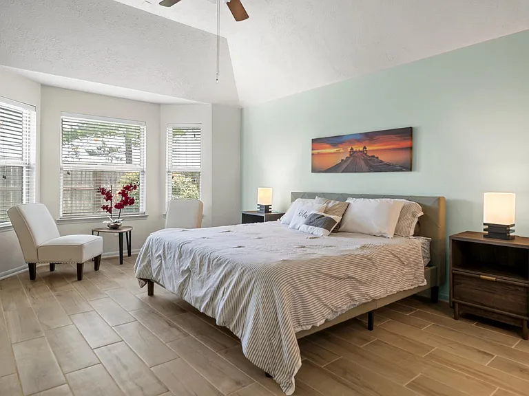 21930 Cascade Hollow Ln — Photo 4