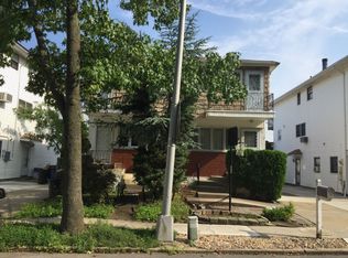 23 Blueberry Ln, Staten Island, NY 10312