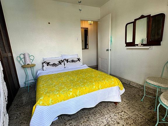 5th image of Calle Sol 357 Condominio Luna #403