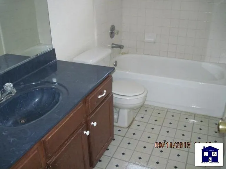 3615 Coral Bay Ln — Photo 8