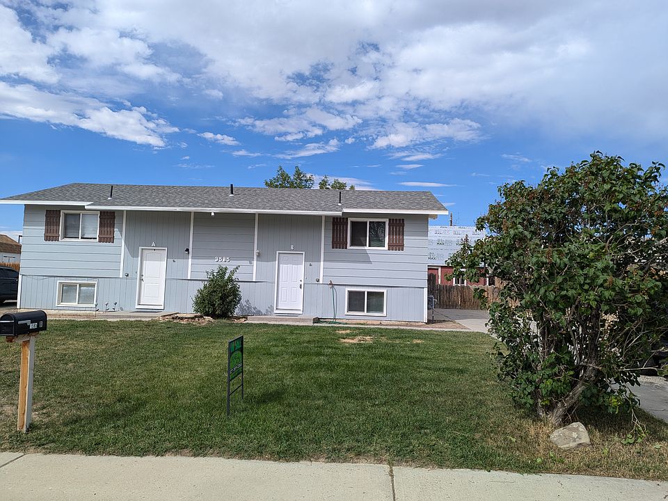 1st image of 3585 Cleveland Dr APT B