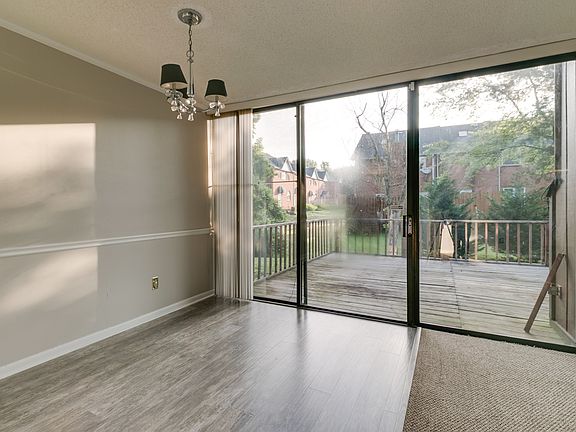 5th image of 6 Sycamore Ct