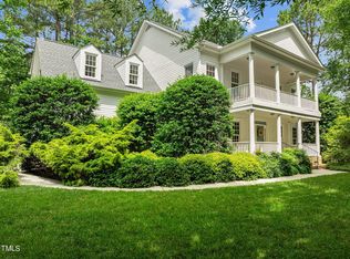 200 Grantwood Dr, Holly Springs, NC 27540