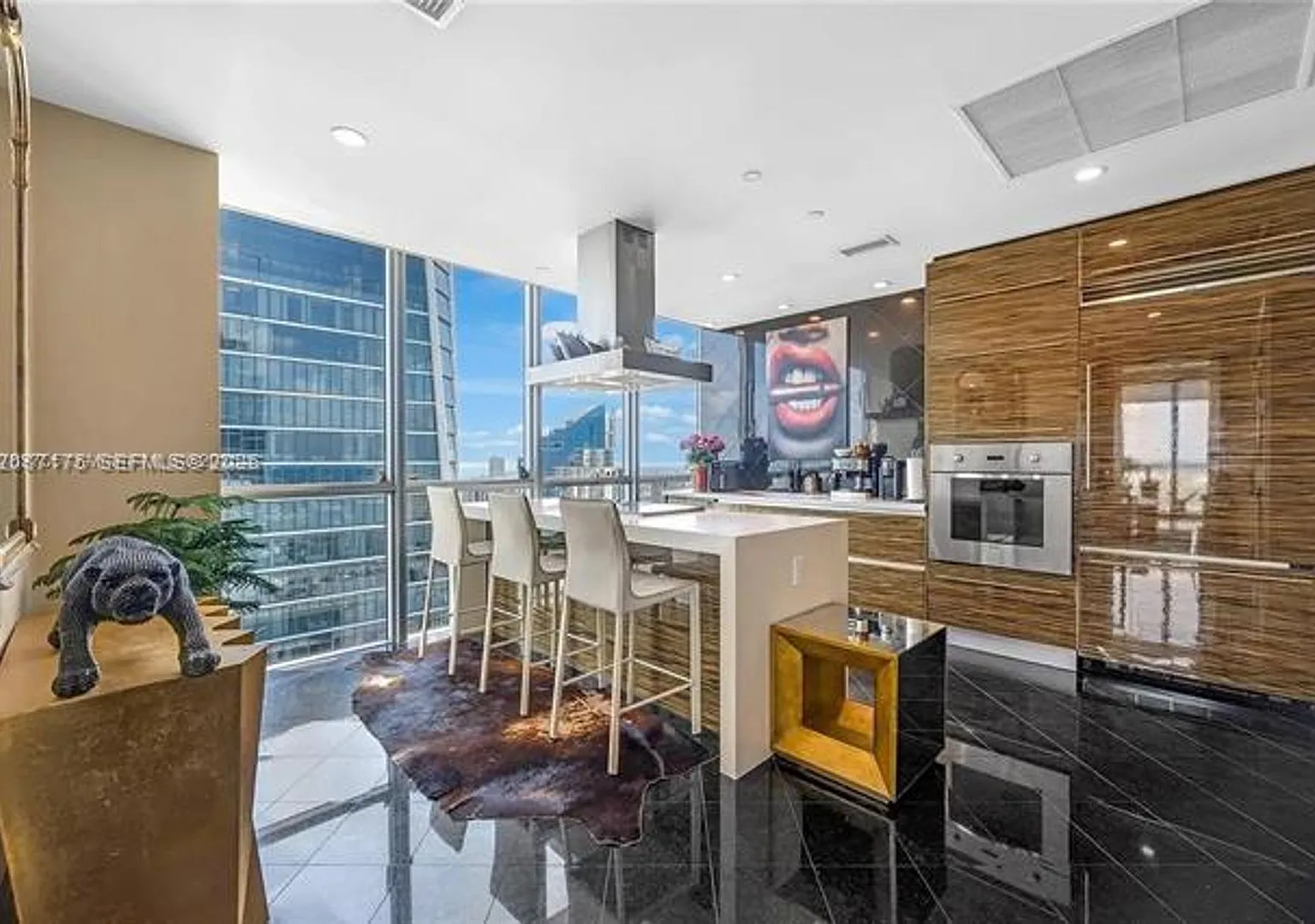 1100 Biscayne Blvd cu-5801, Miami, FL 33132 — Photo 1