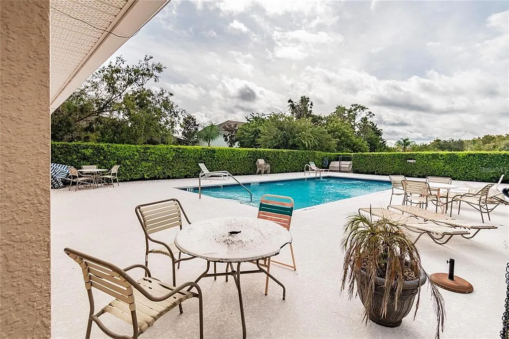 2 bed, 2.0 bath, 1257 sqft, $1,850 — Photo 3