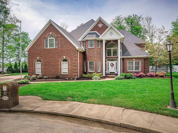 10481 Waterford Pl, Newburgh, IN 47630
