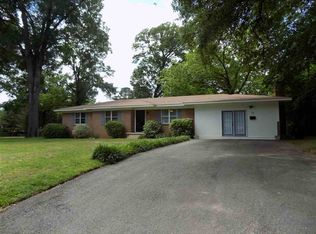 30 Rambling Rd, Longview, TX 75604